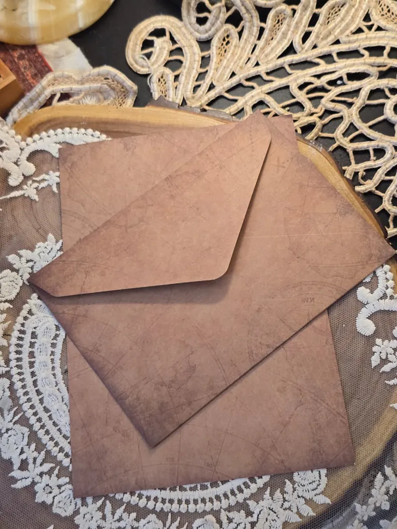 Aged envelope · 06
