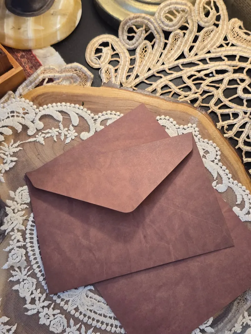 Aged envelope · 05